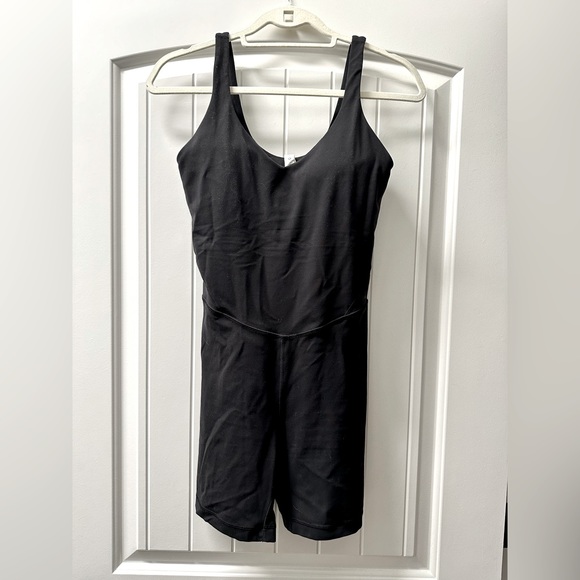 Lululemon One Piece - Picture 3 of 5